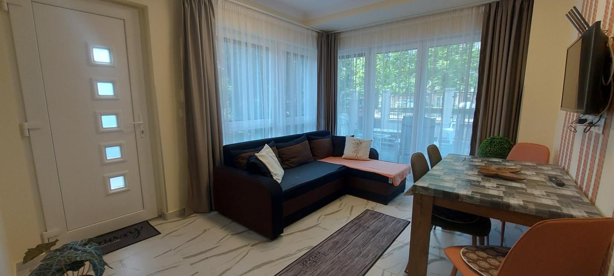 שיופוק Balatoni Aranyparti Apartmanok מראה חיצוני תמונה